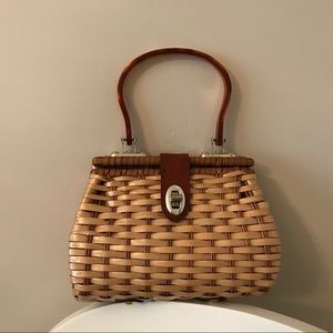 Vintage Woven Basket Bag Purse, clasp and handle